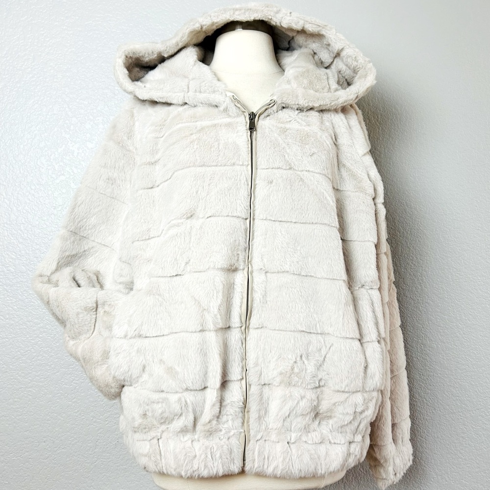 Teddy Jacket Coat Women's Beige Faux Fur Hooded Plush Full Zip Satin Lined S/M